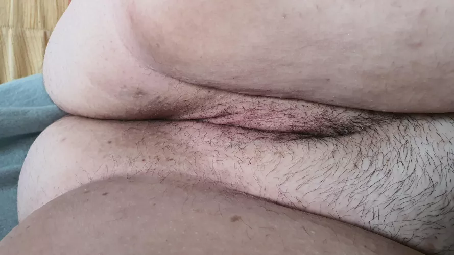 Eat her out 25[F] by ThirdAdventurous