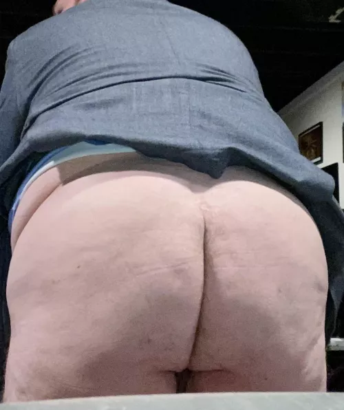 Eat it, lick it, fuck it. by buhbuhbennnay