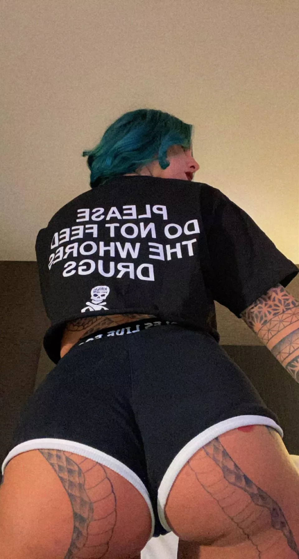 Eat my ass posted by MammothOk19