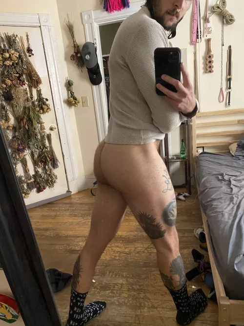 Eat my ass and tell me I’m handsome plz ty by JunktheEater