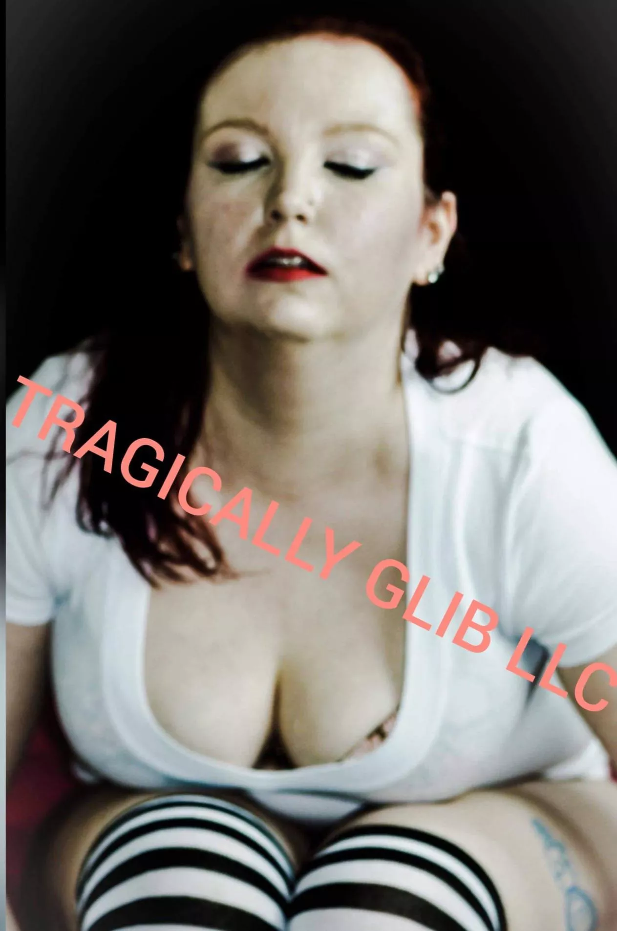 Edge Of Her Seat posted by kitty_catharsis