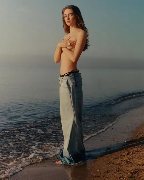 Edge of the ocean by bubblrisback