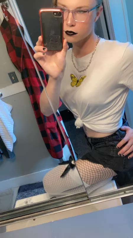 egg.jpg 😘 by deadviolet5