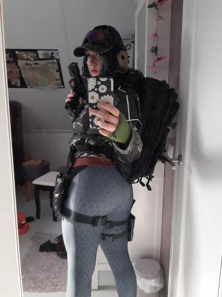 ela from rainbow 6 siege (self) by Noukieisstupid