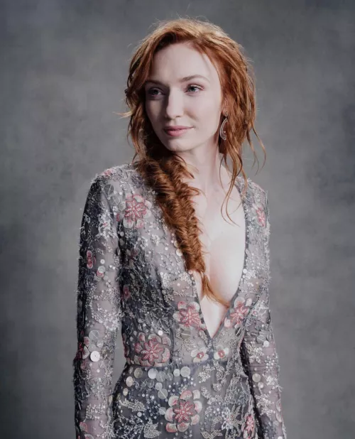 Eleanor Tomlinson by DesiSongs