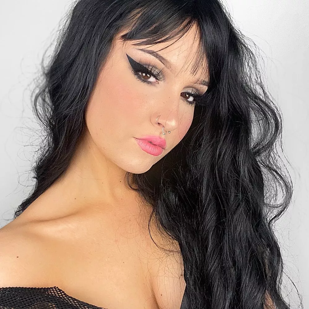 E.L.F. posted by kairu173