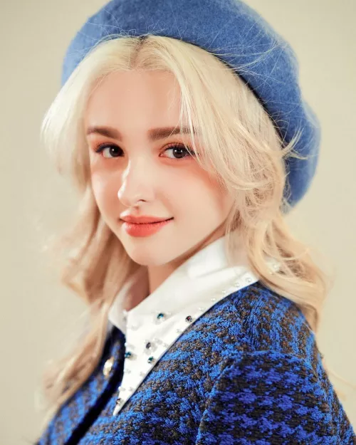 Elina Karimova by dannypov