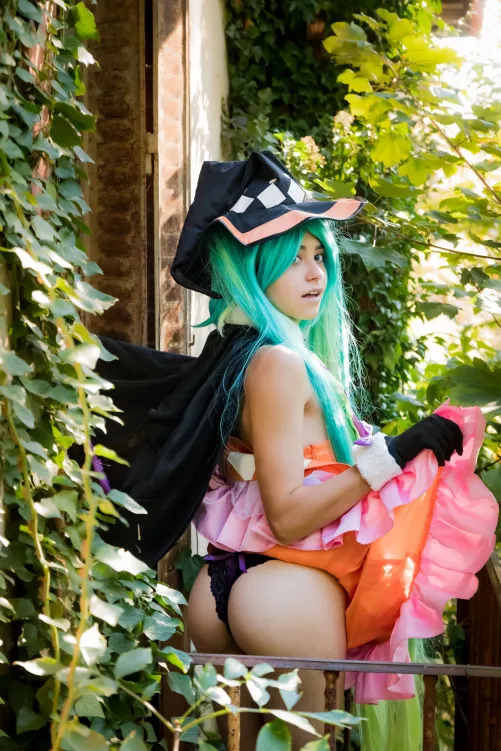 Elisabeth Hope - Halloween Miku by Mrs_Elisabeth