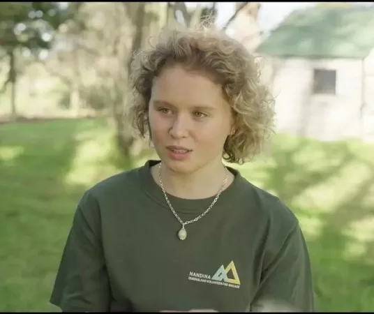 Eliza Scanlen by GlamMetalLion