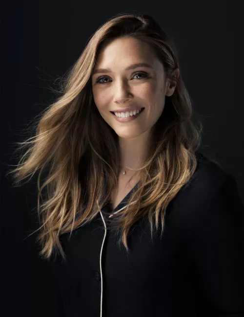 Elizabeth Olsen by thatoneguy112358