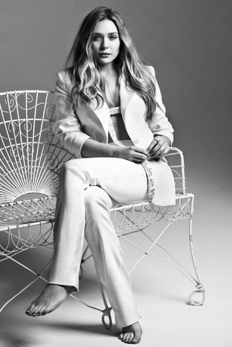 Elizabeth Olsen by lawnmowertraffic