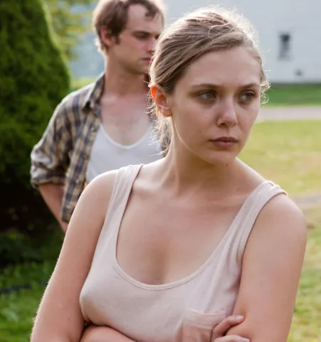 Elizabeth Olsen by Loveofyourlarvae