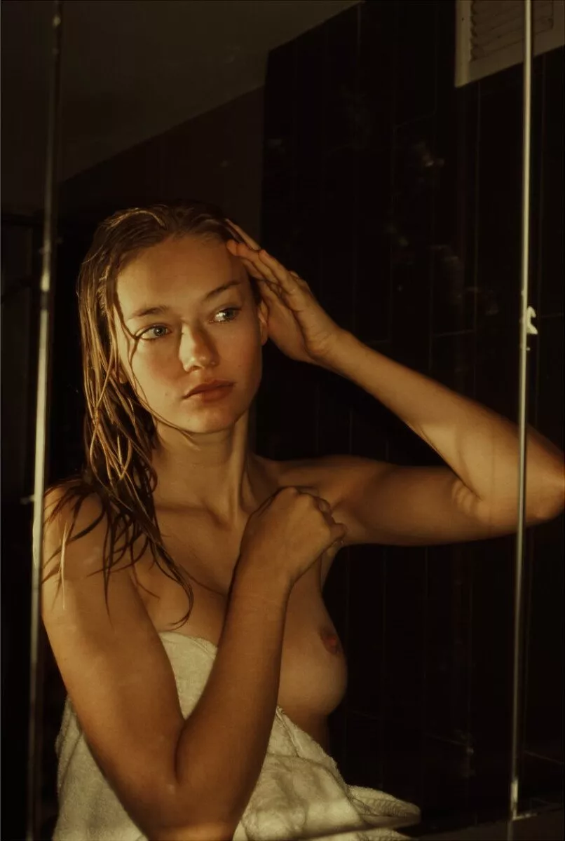 Ella Rattigan. posted by mi_zha