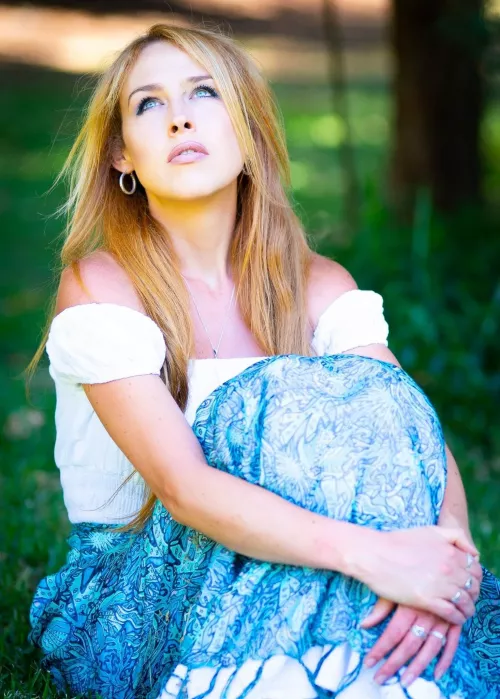 Ella Roberts by WasteConfidence89