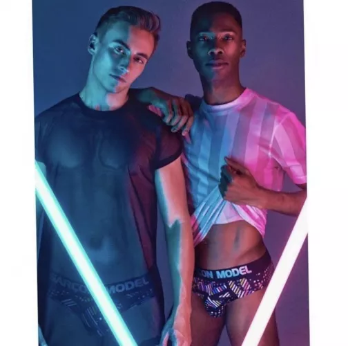 Ella Vaday by AriChanM