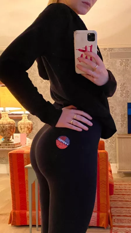 Elle Fanning by onehornymofo