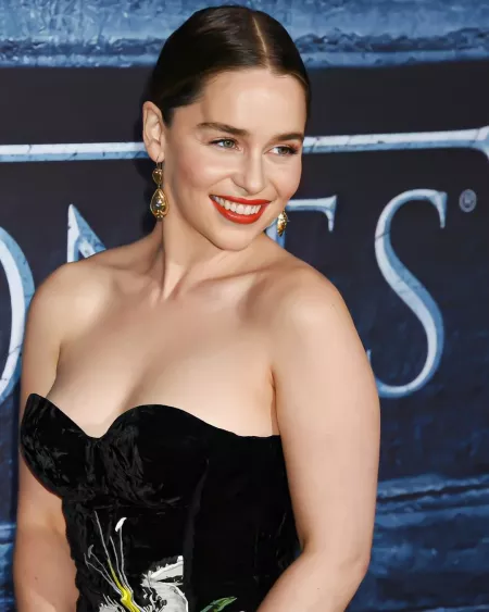 Emilia Clarke by OlorinOfNienna