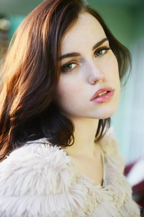 Emily Shriner by Fallus_Maximus