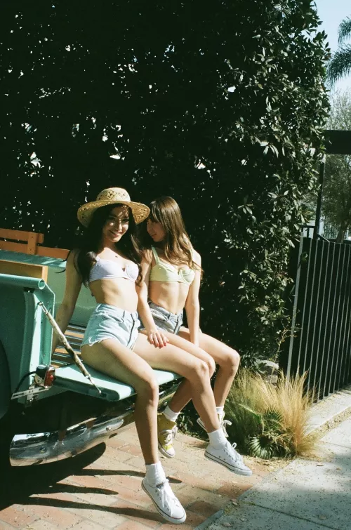 Emily Willis & Riley Reid by 3000stacks