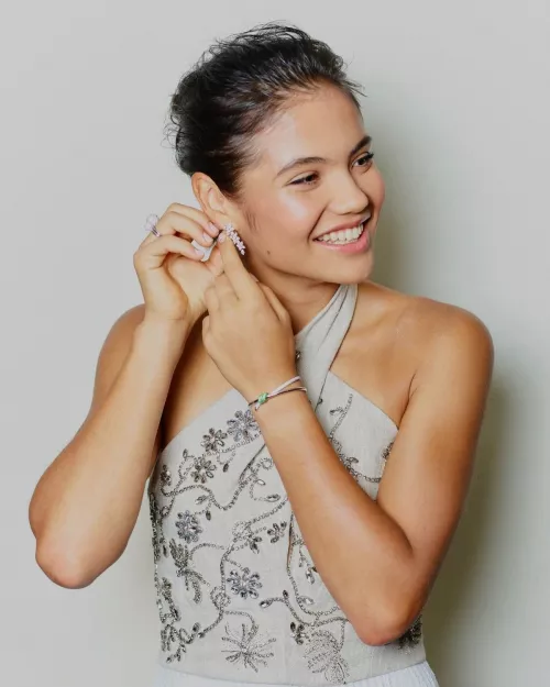 Emma Raducanu by awakenedSky