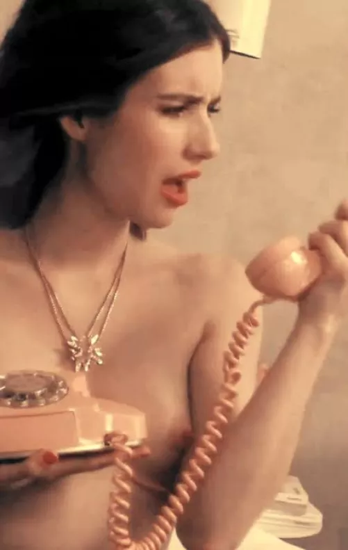 Emma Roberts finally shows us by Mean-Pear-1318