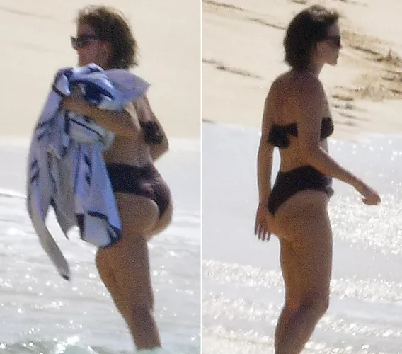 Emma Watson by vizmyr