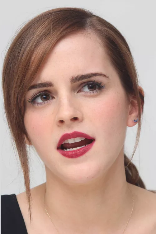Emma Watson by Johnny2342343