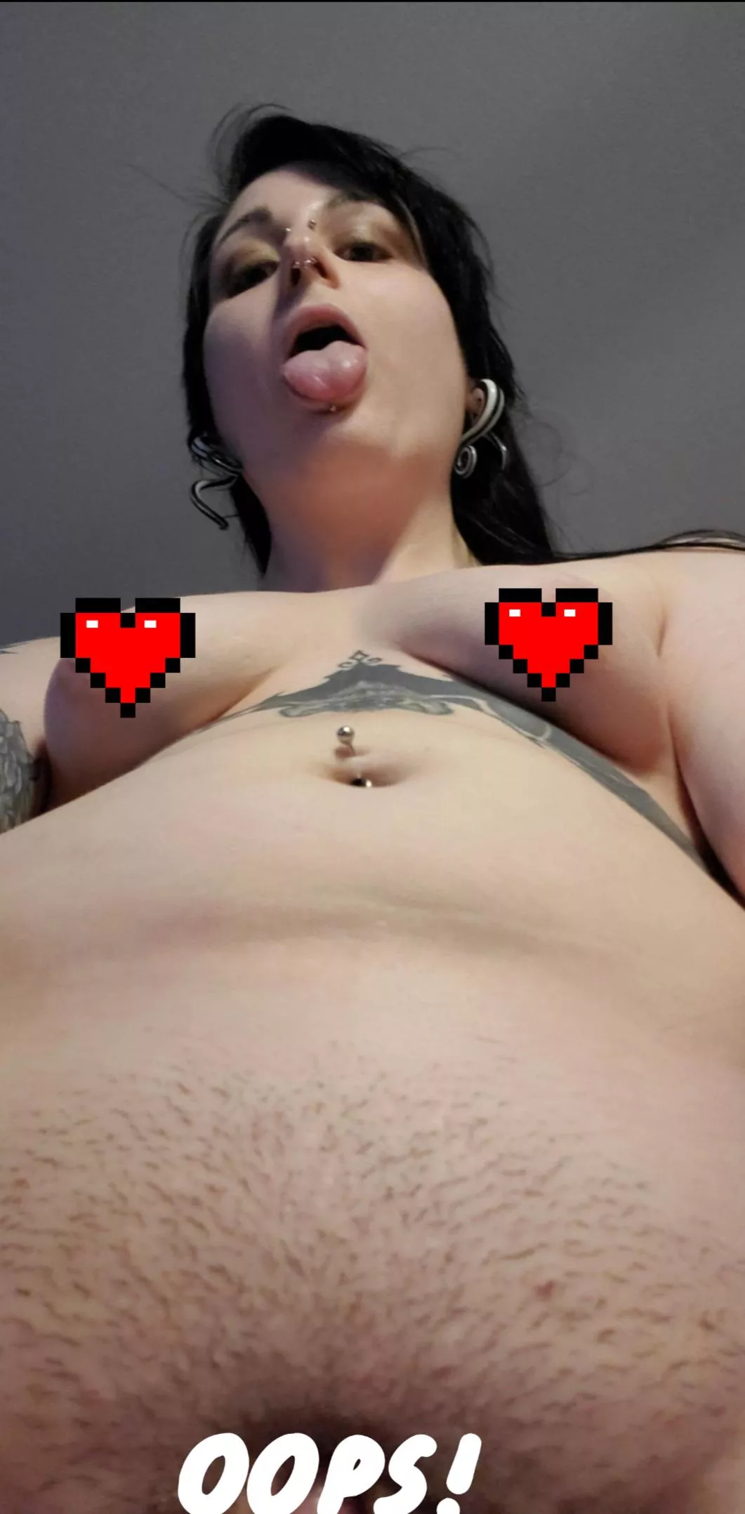 Emo slut ready to ride your cock 😈 posted by punkpebble124