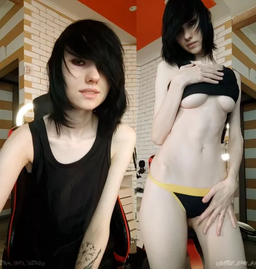 Emo tomboy underboob. 3 better words exist? by little_emo_kitten