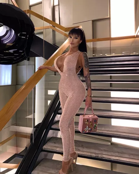 Enise Sude by TimeandArt