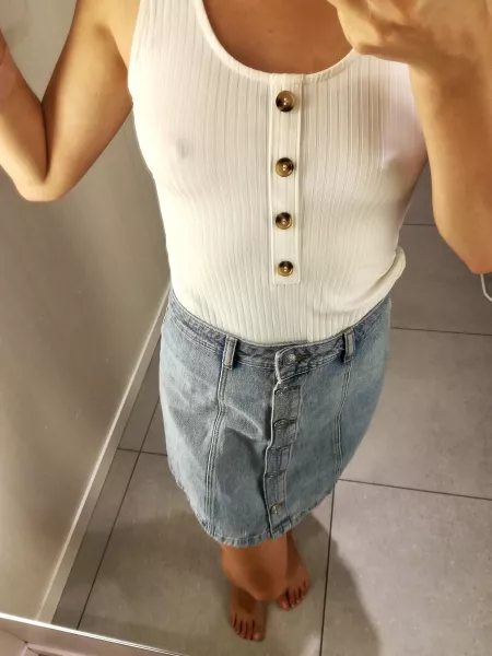 Enjoy my nipples 😋 by milli_loop