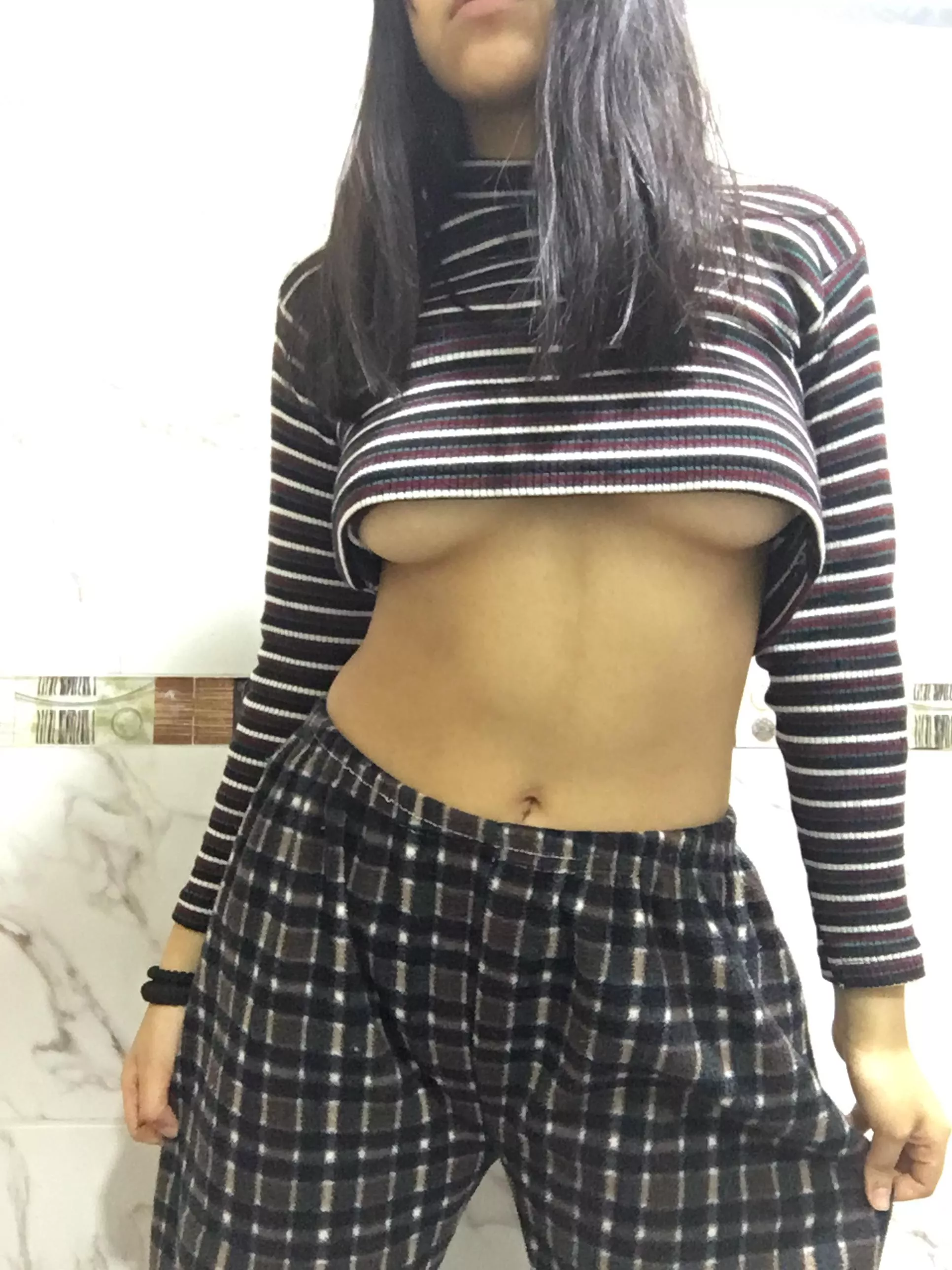 Enjoy my petite body posted by betami