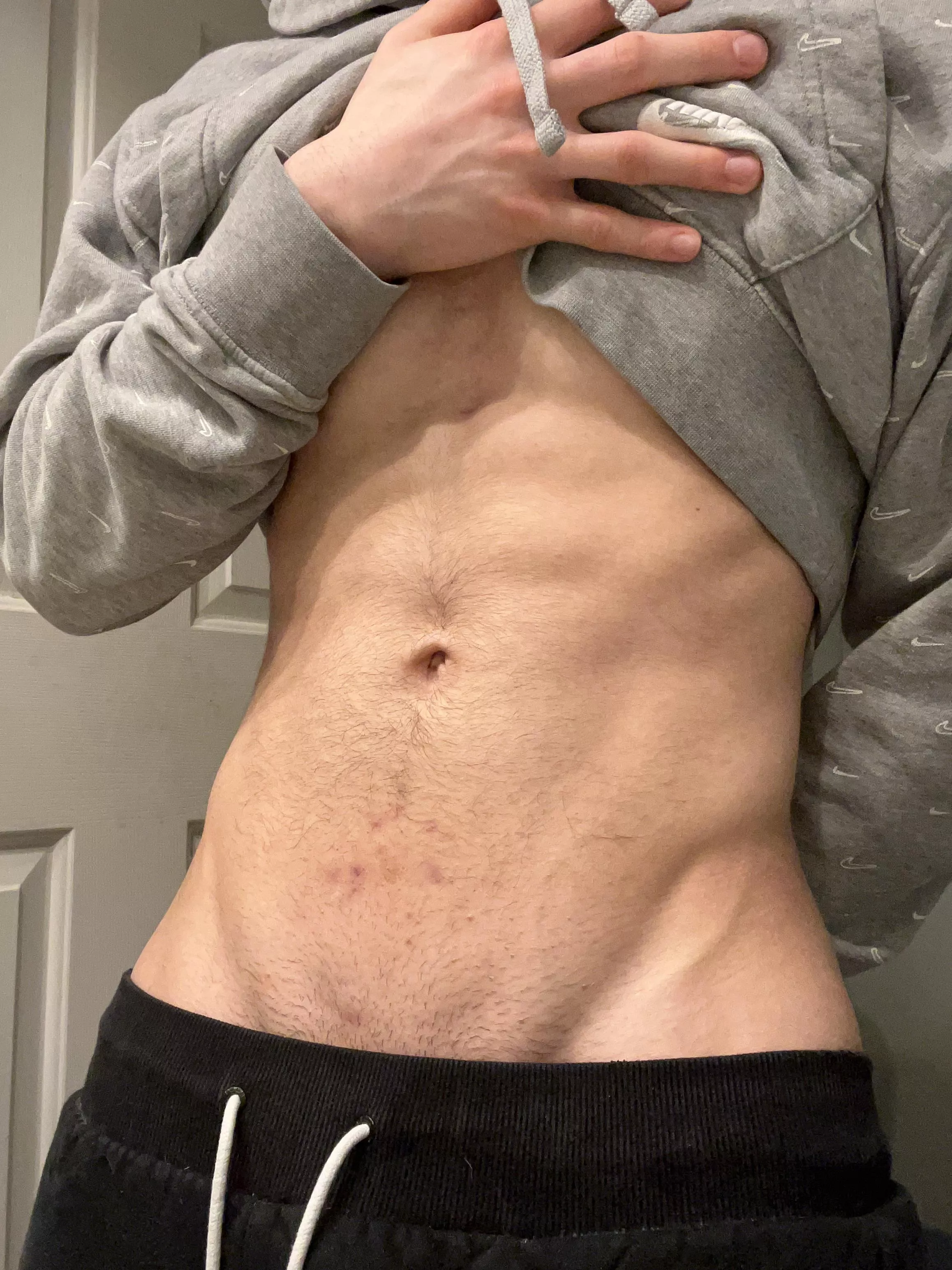 Enjoy my V while I’m at school posted by Fitboy2000_