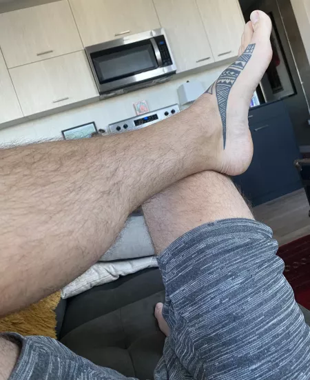 Enjoy the big feet. 😏 by traegertrigger009