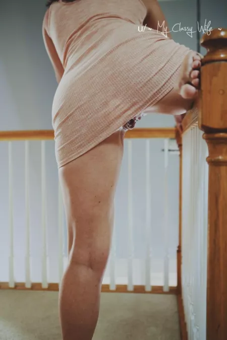 Enjoy the view from down there :) [f] by myclassywife