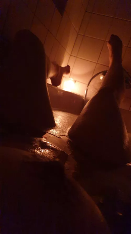 Enjoying a hot steamy bath 🍑 [OC] [F] by Peachsmiley