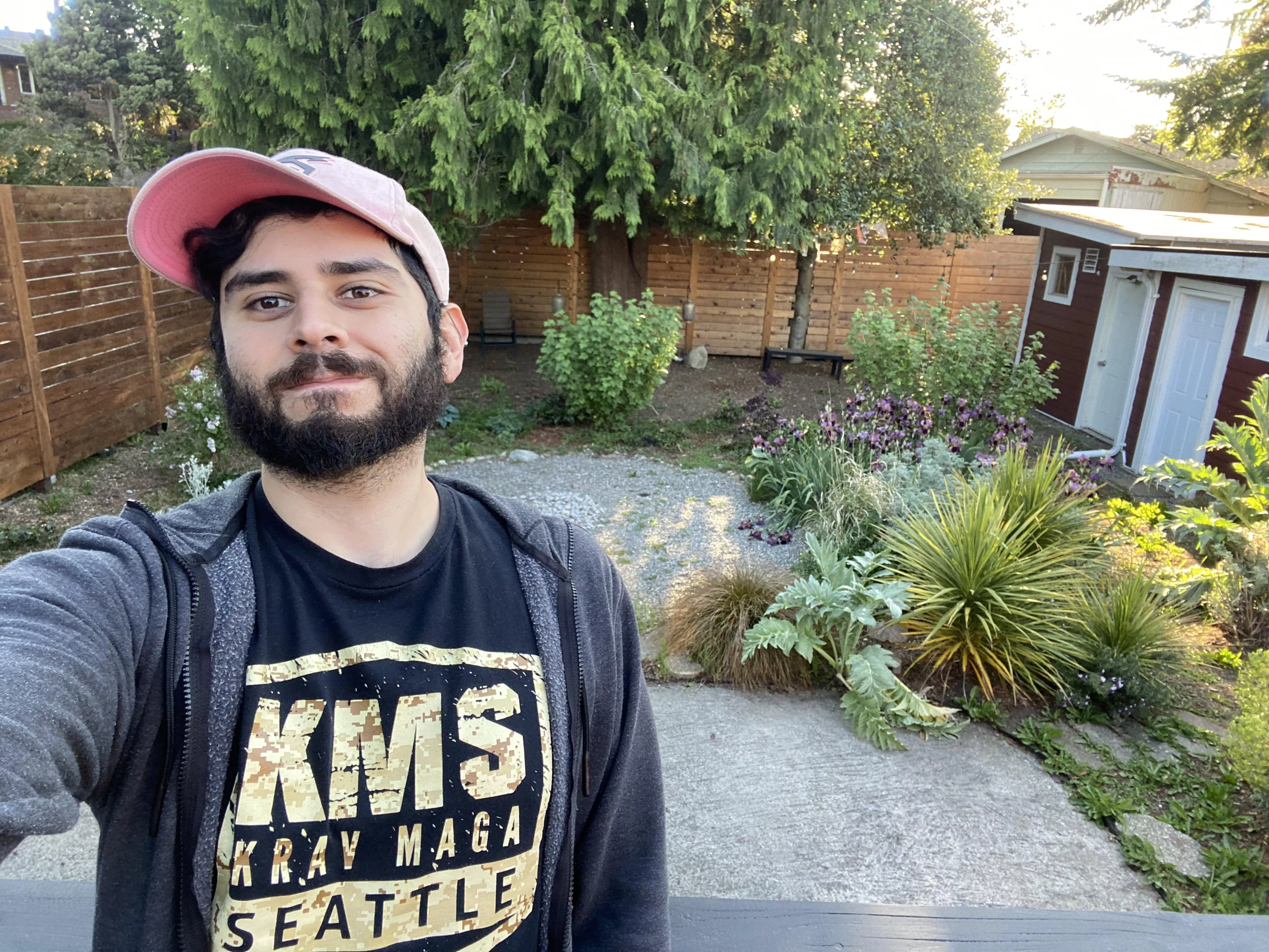 Enjoying a nice sunny day in my backyard 🎈 posted by josh_of_all_trades