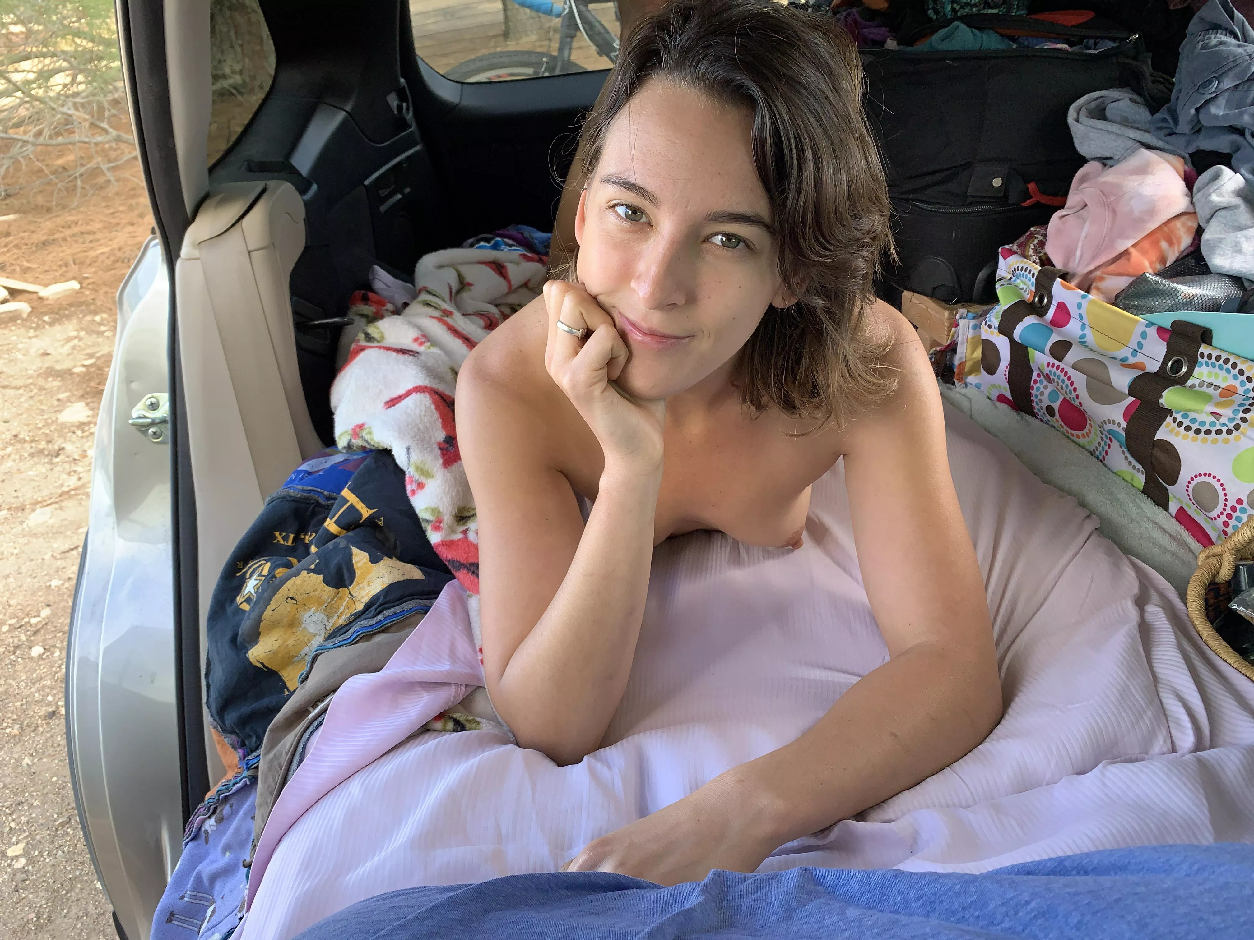 Enjoying a slow morning in my car home 🚗 posted by 1feralfairy