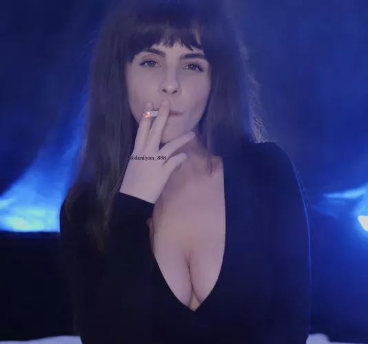 💙 Enjoying every last bit of my cigarette 💙 by DaniLynn8888