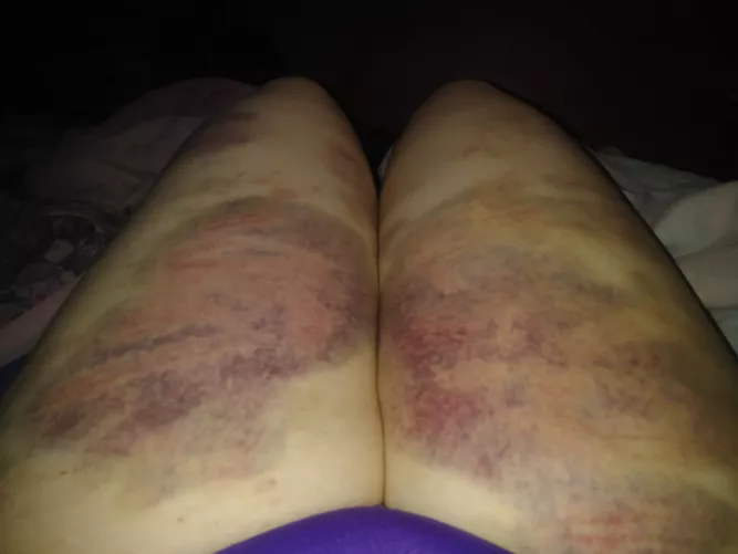 Enjoying my christmas gi(f)t by Babsmavis