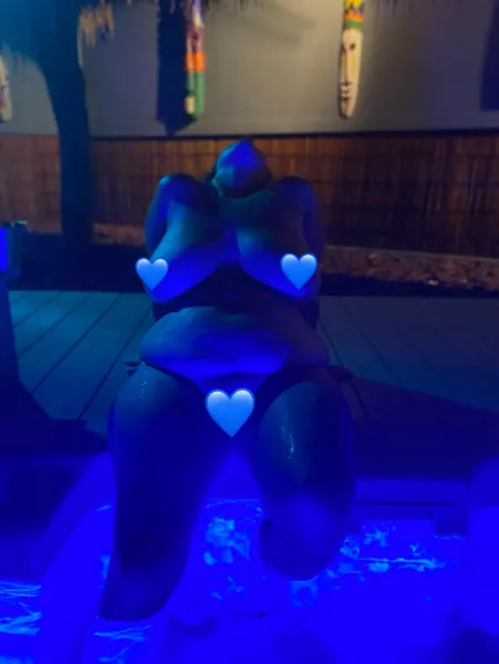 Enjoying my little hot tub fun😉 by chubby_godess