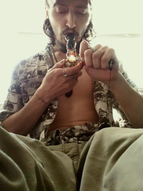 enjoying natural love. [28m] by reefercowboy