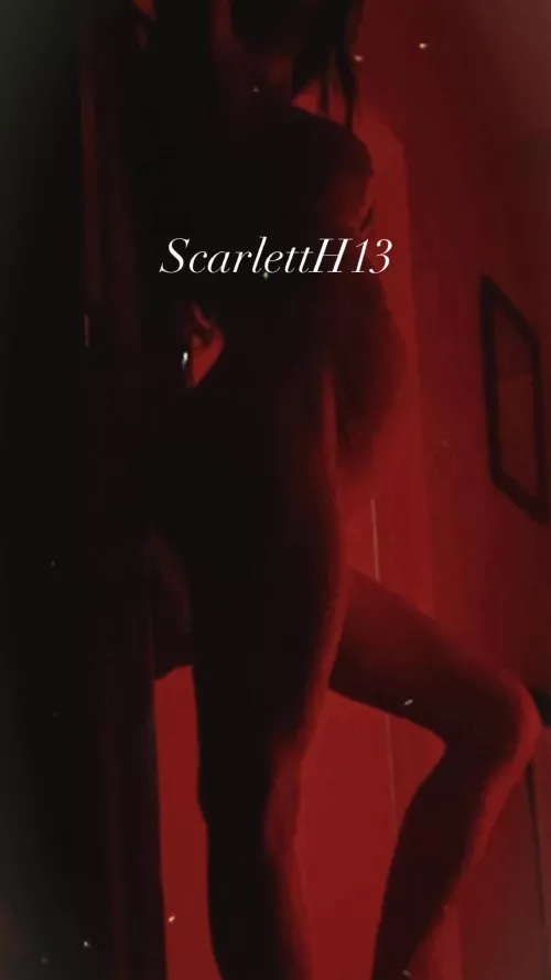 Enjoying the curves? 😈 by 13ScarlettH