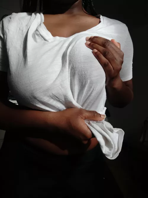 Enjoying the final few sunny British days by brattyebonyprincess