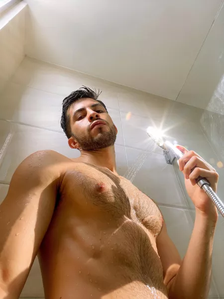 Enjoying the shower in my new apartment and how my chest look like☺️ by joelinblue