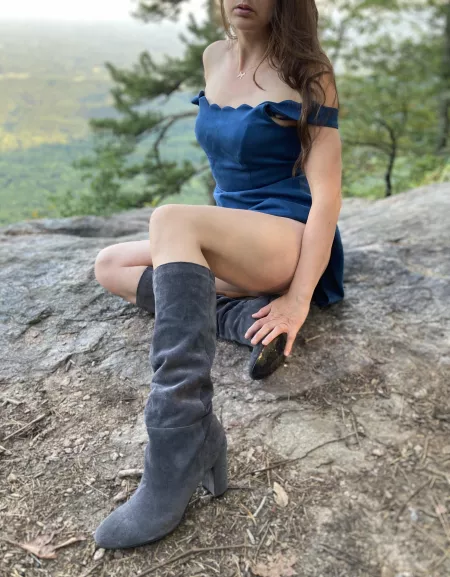 Enjoying the view by cassandraelizabeth20