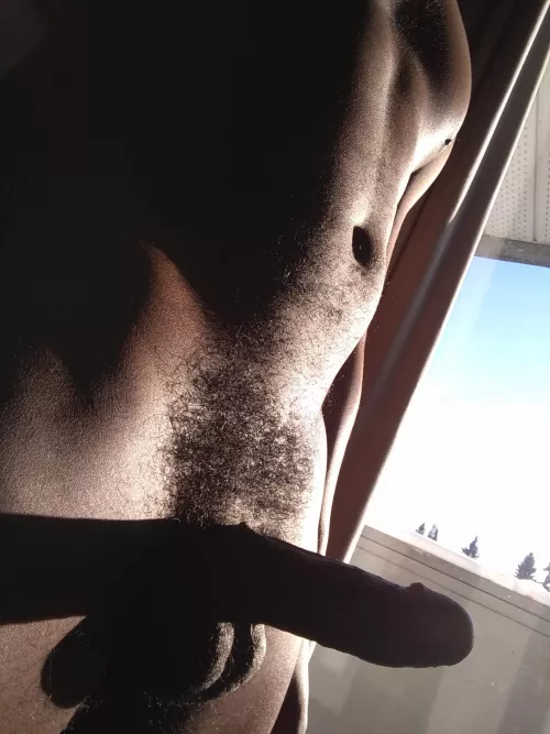 Enjoying views by Arezelt