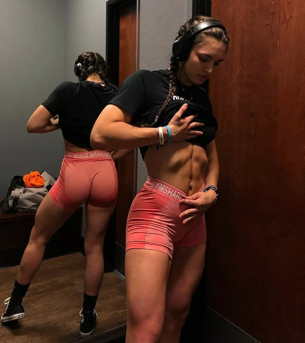 Erin posted by HarryRichard2069