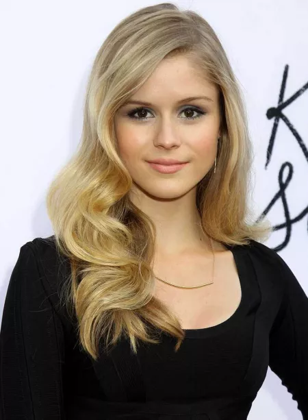 Erin Moriarty by stunt_p