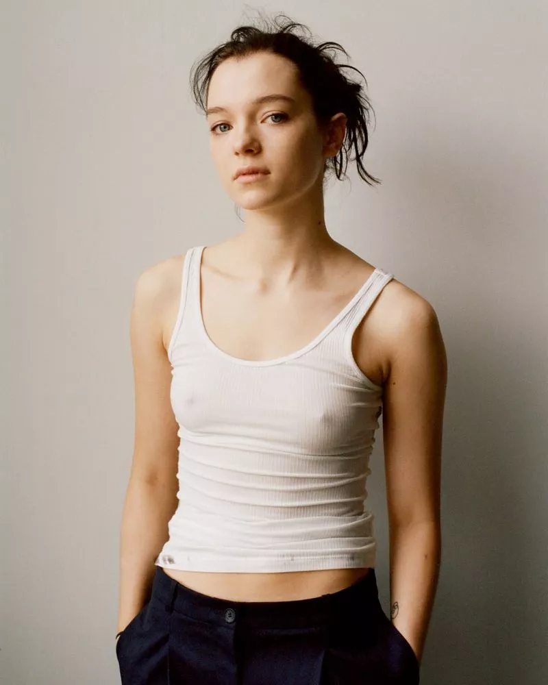 Esme Creed-Miles posted by cosivall